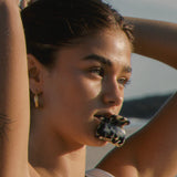 Form Clip - Blonde Havana